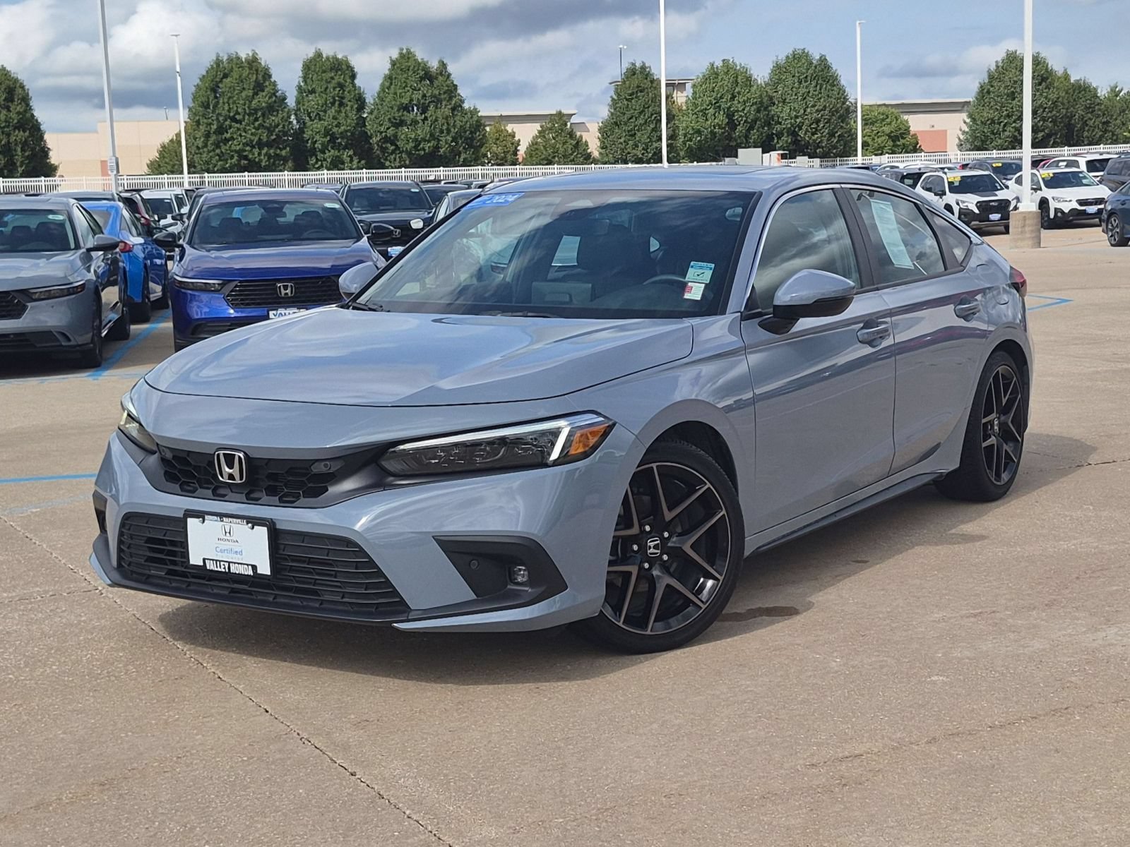 honda civic hatchback 2024 19XFL1G88RE007110 image honda civic hatchback 2024 19XFL1G88RE007110 image
